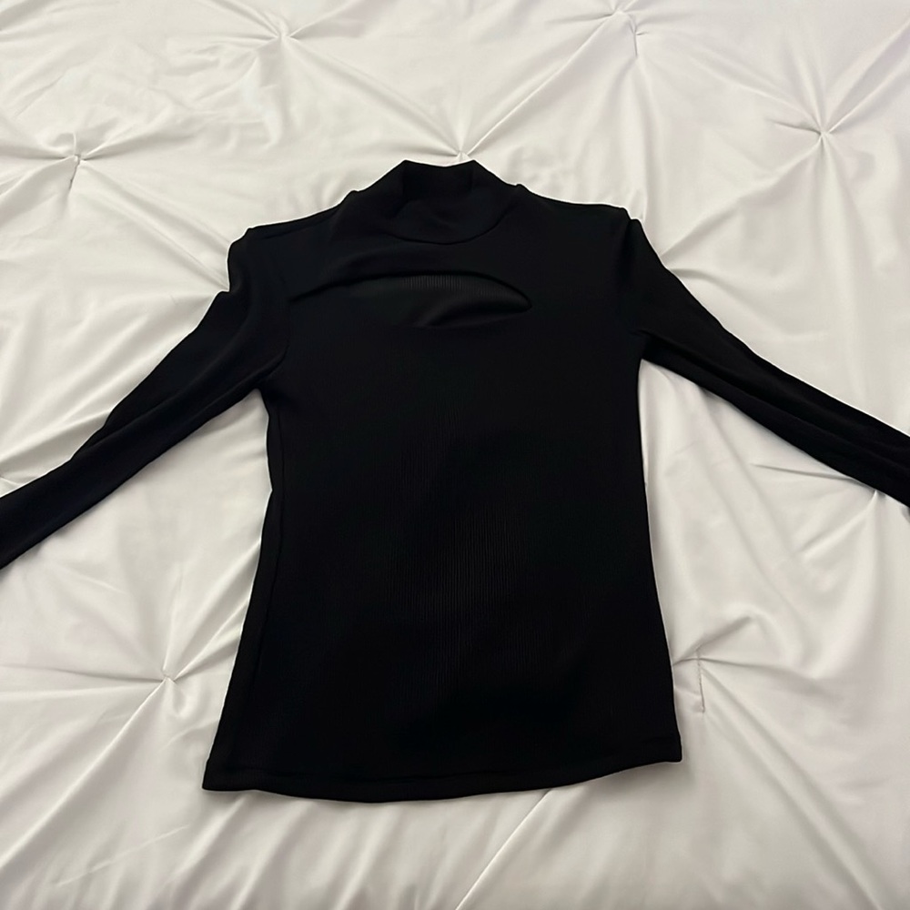 Unlabeled Luna Top